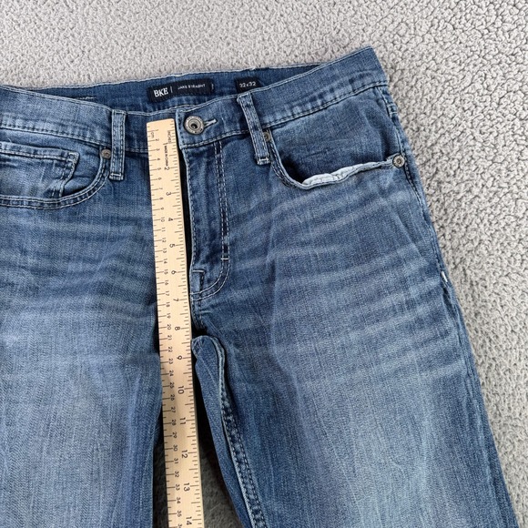 BKE Jake Straight Jeans Mens 32x32 Blue Medium Wash Distressed NIce Fade - Picture 6 of 12
